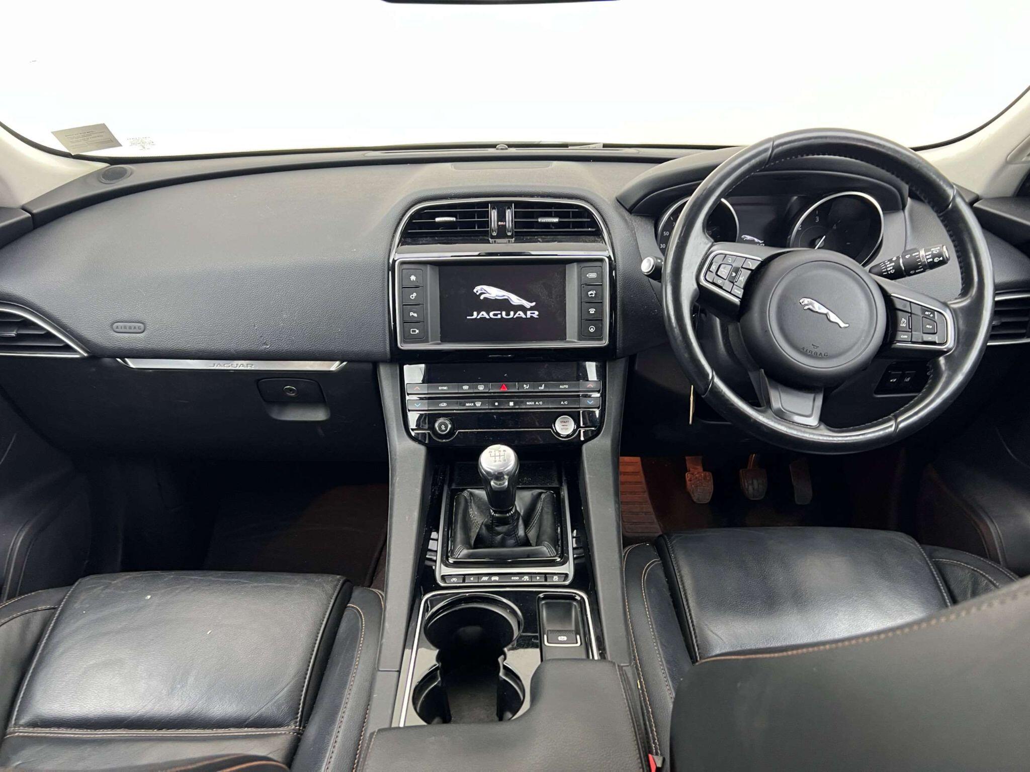 Jaguar F-Pace view 4
