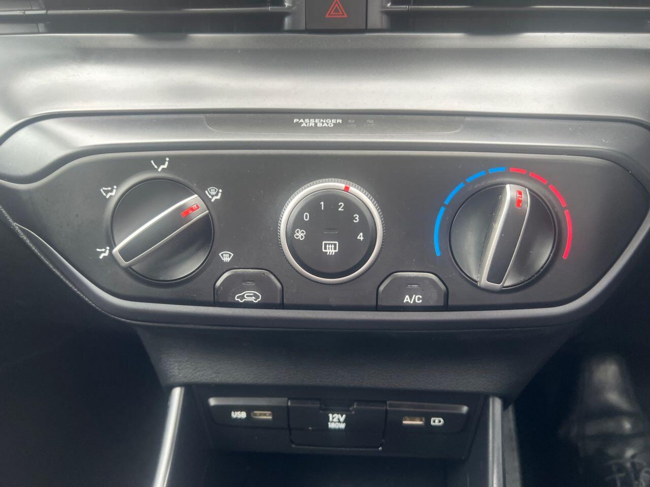 Hyundai I20 view 12