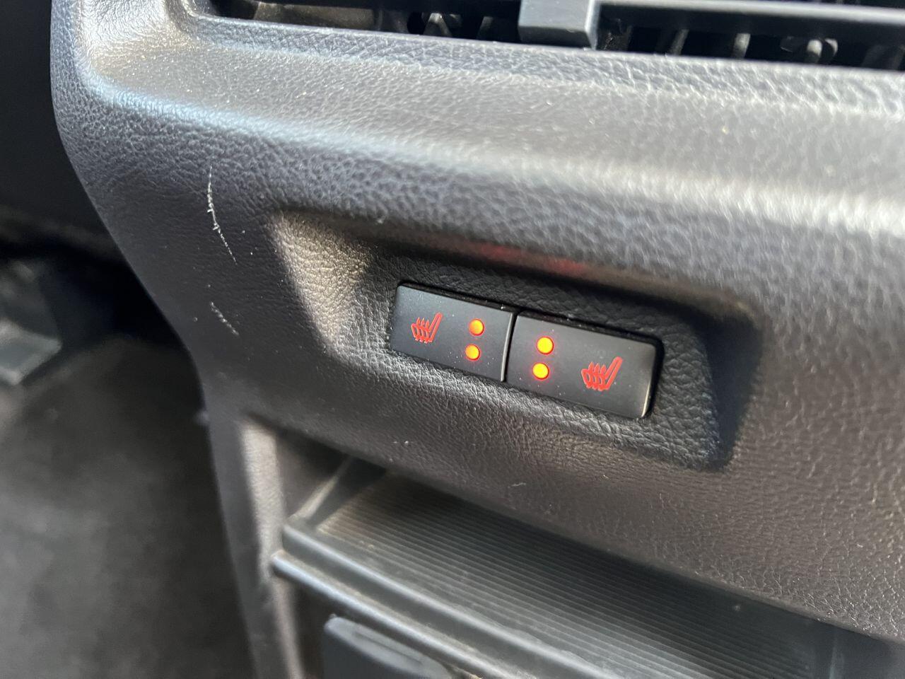 Ford Edge view 27