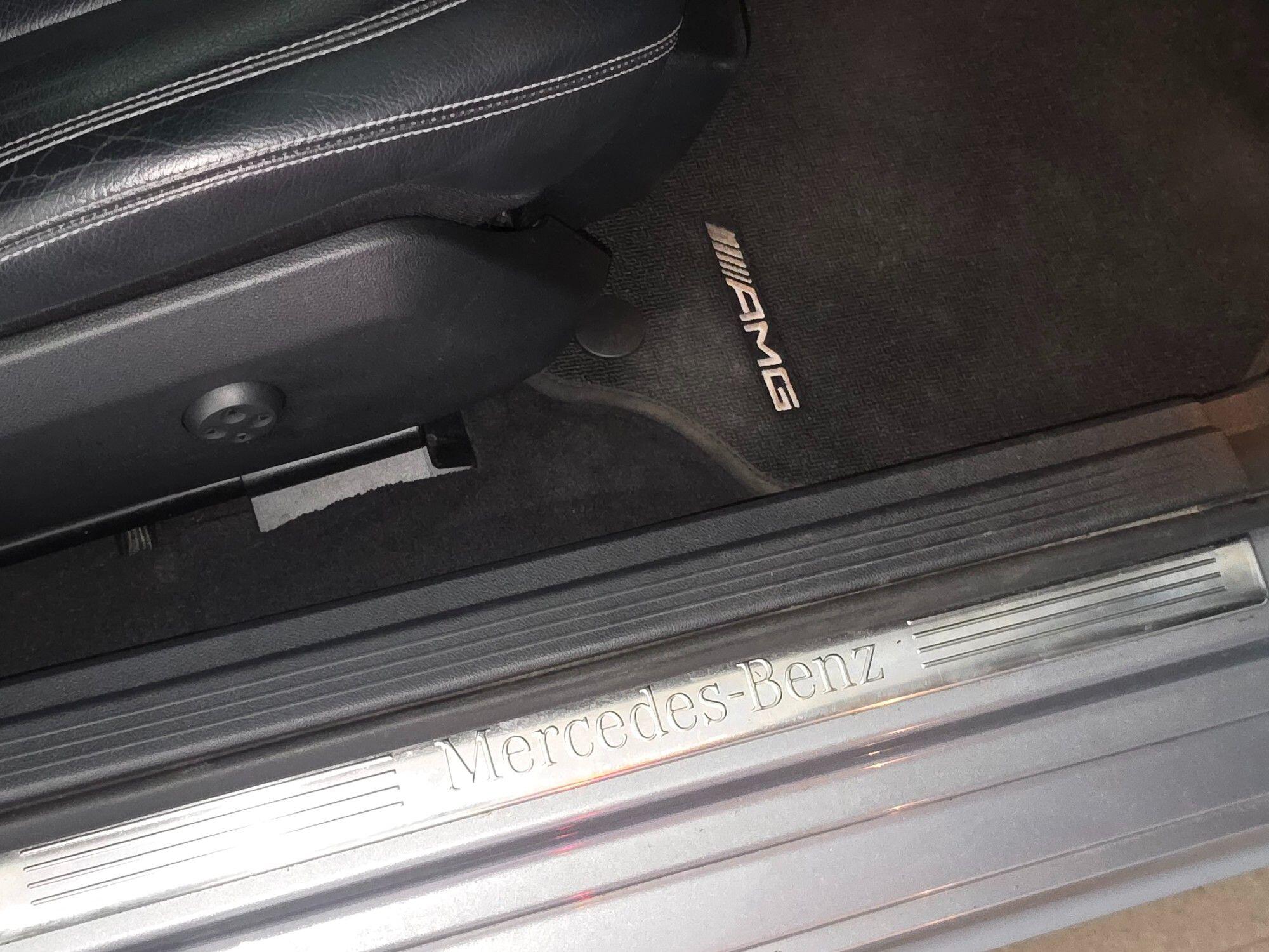 Mercedes-Benz CLS view 111