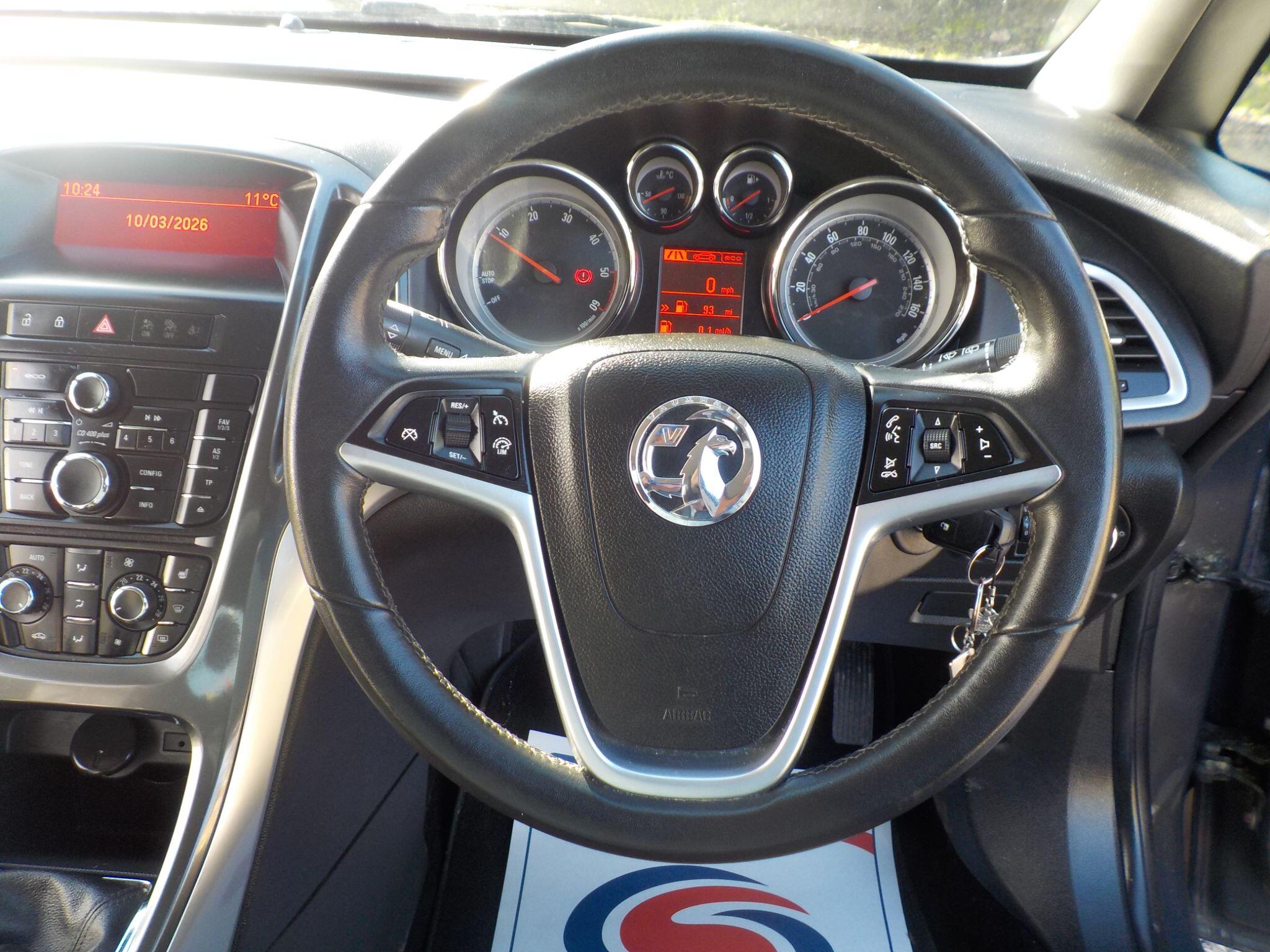 Vauxhall Astra 1.7 CDTi ecoFLEX 99g Elite Euro 5 (s/s) 5dr