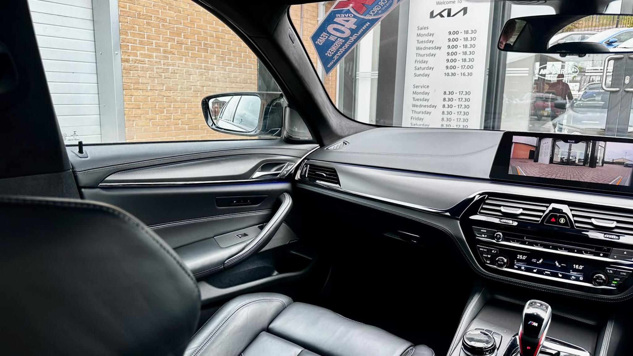 BMW M5 view 43