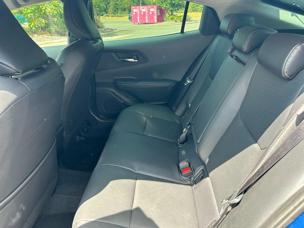 Toyota Prius view 26