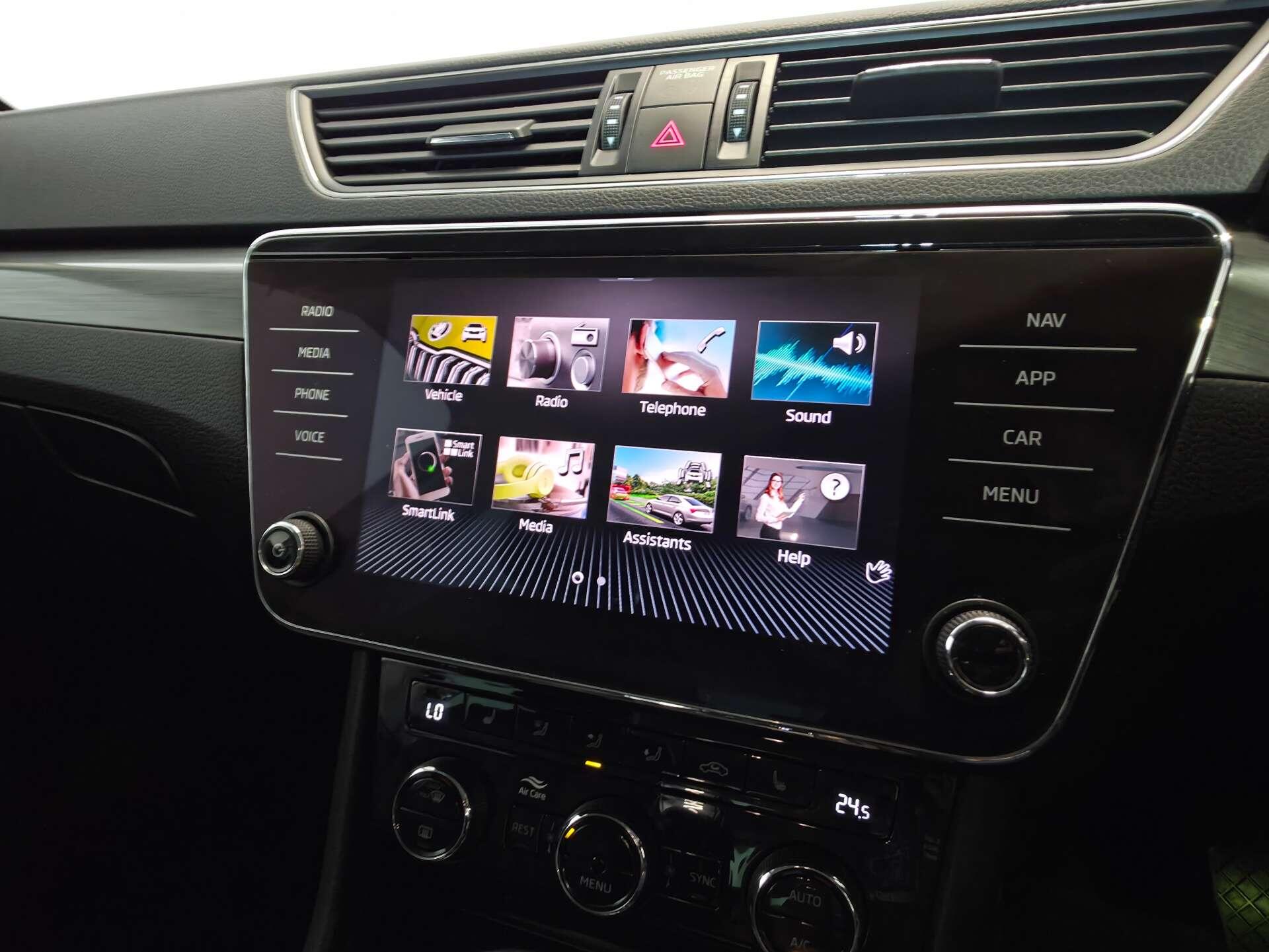 Skoda Superb view 52