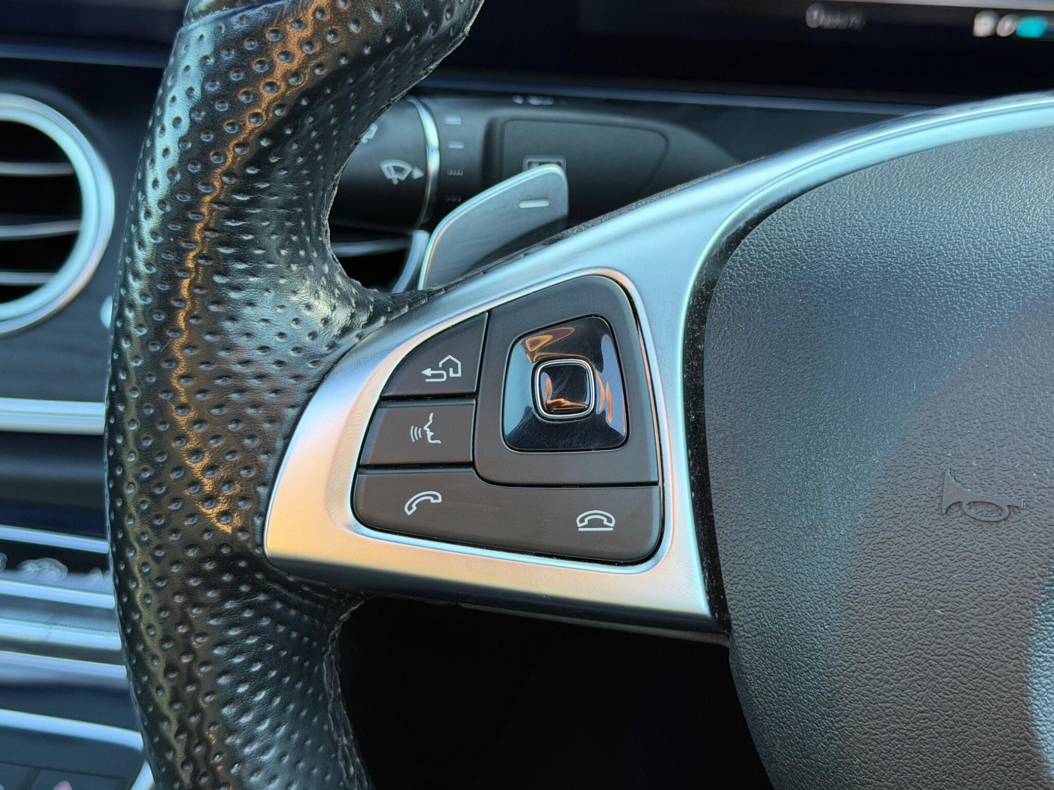 Mercedes-Benz E-Class view 29