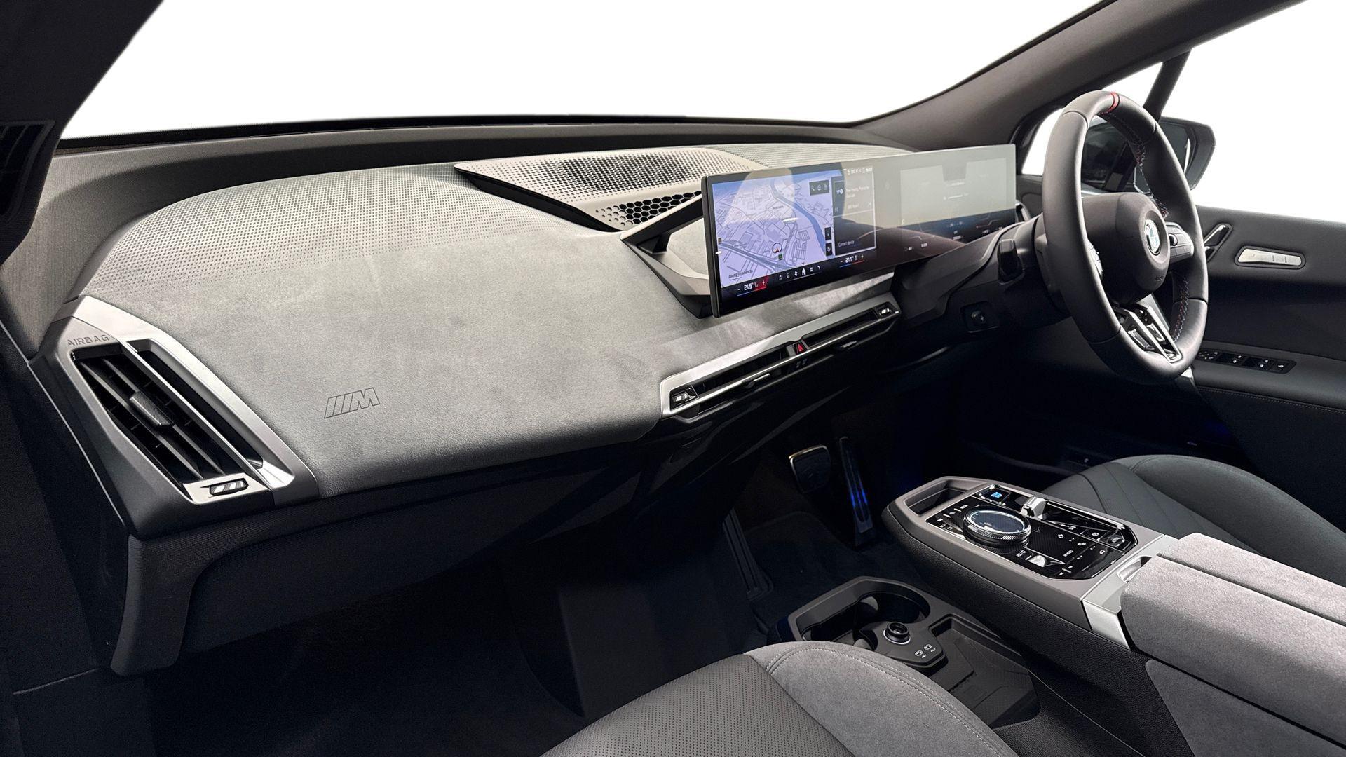 BMW Ix view 7
