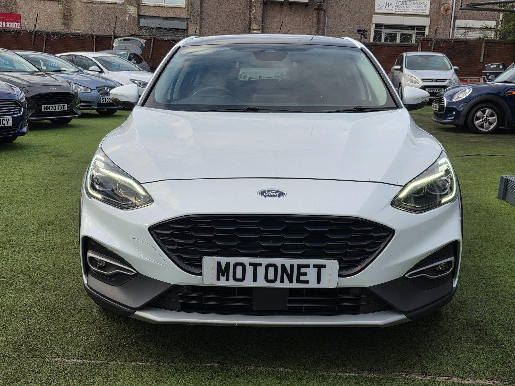 Ford Focus view 4