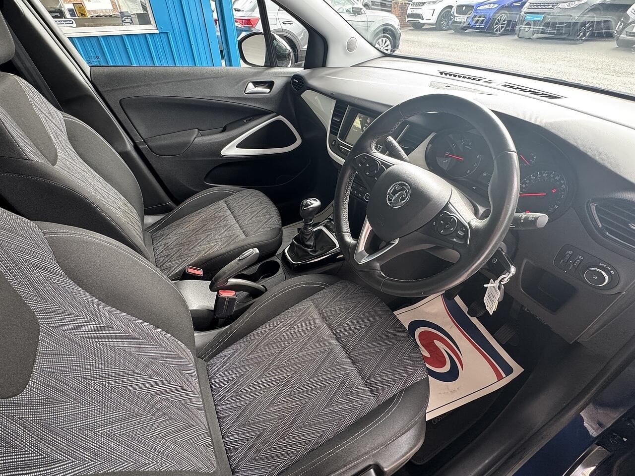 Vauxhall Crossland X view 11