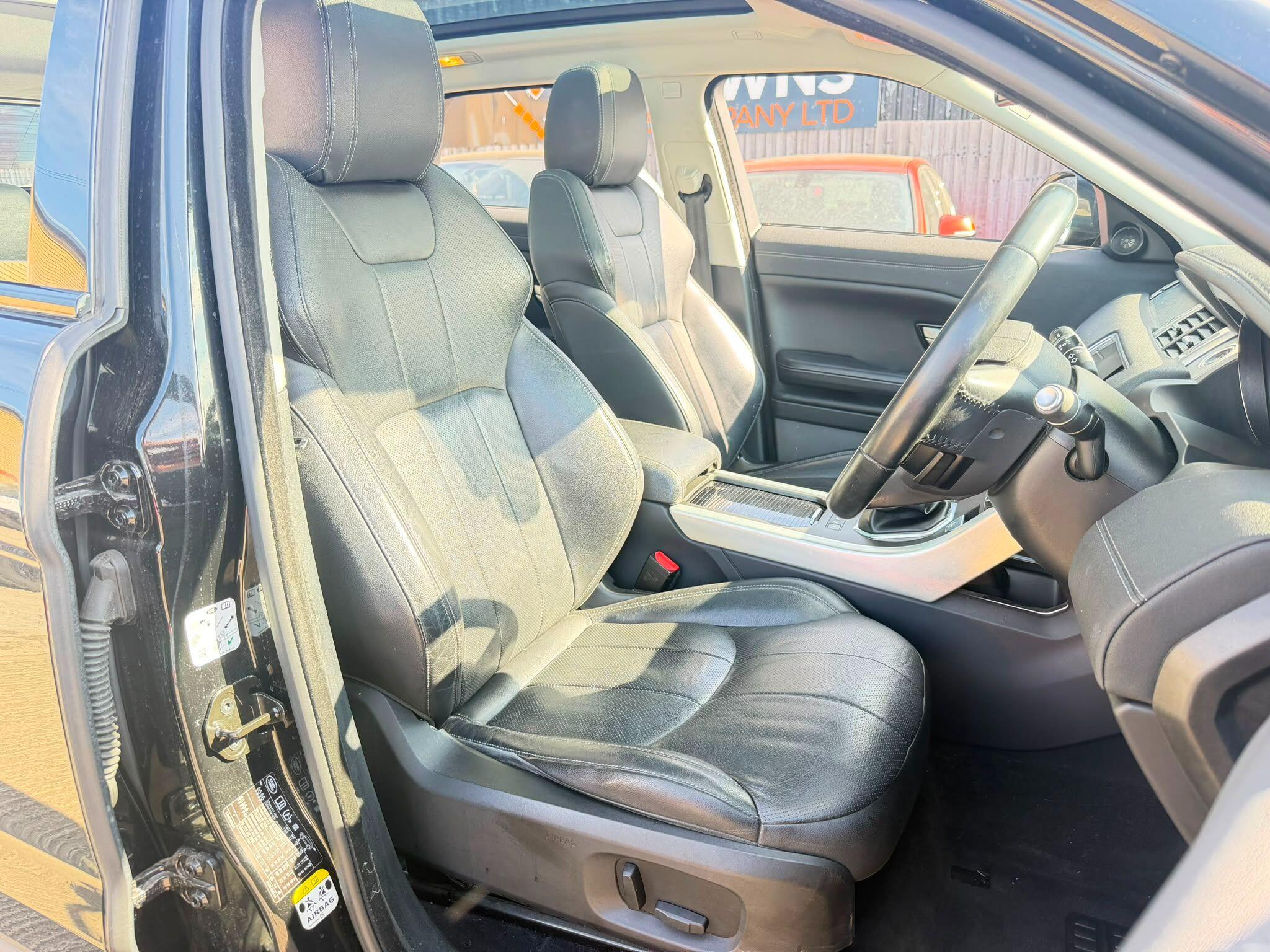 Land Rover Range Rover Evoque view 14