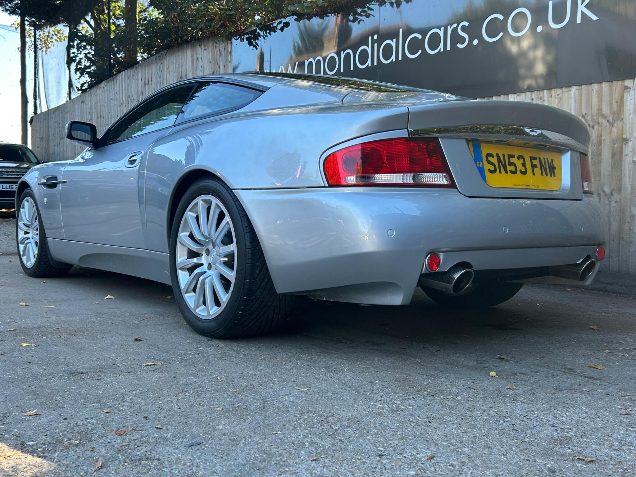 Aston Martin Vanquish view 18