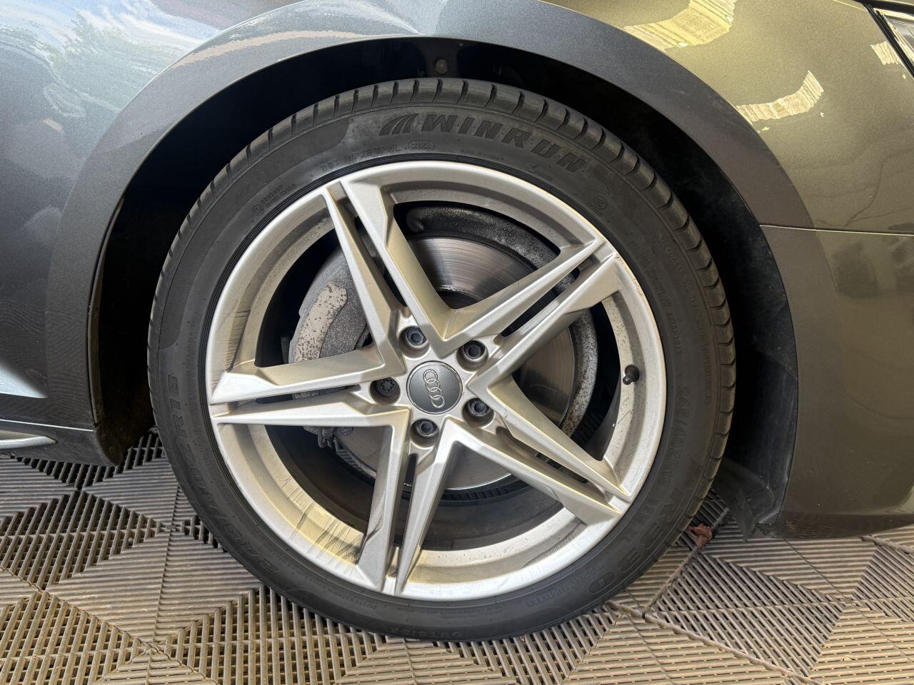 Audi A4 view 18
