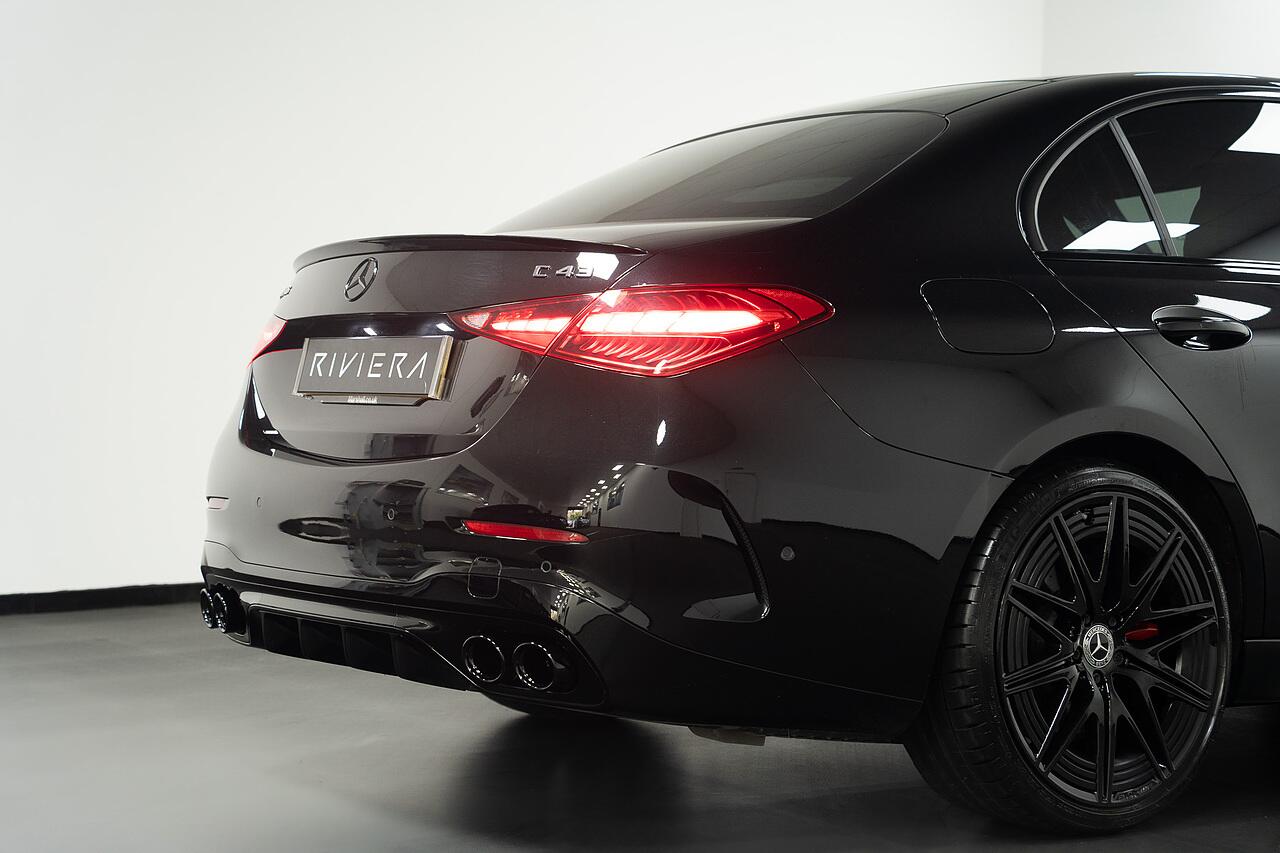 Mercedes-Benz C-Class view 39