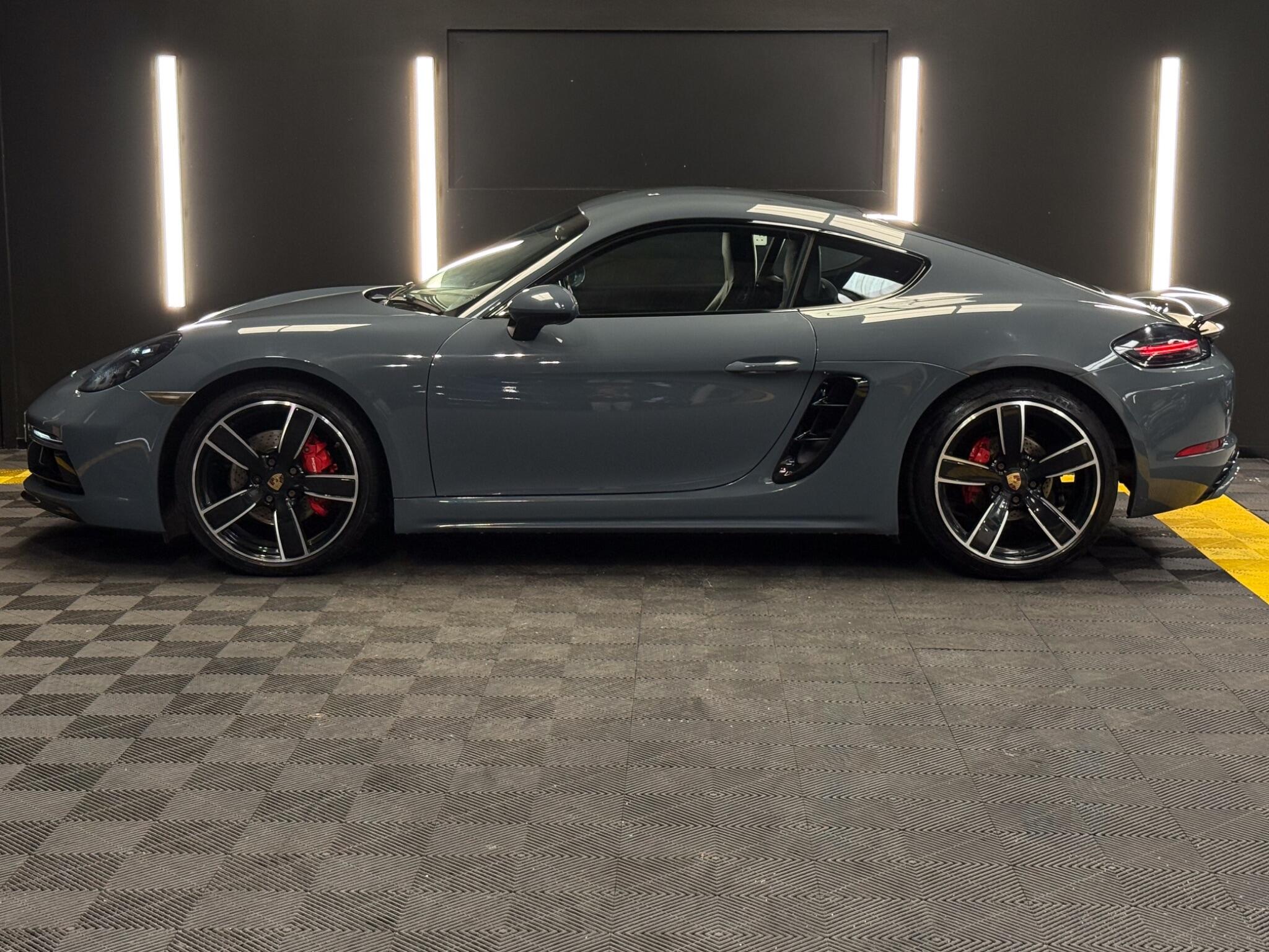 Porsche Cayman view 3
