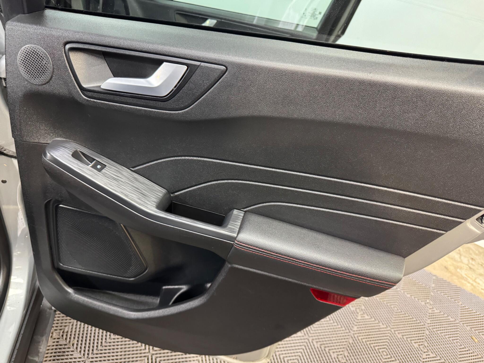 Ford Kuga view 29