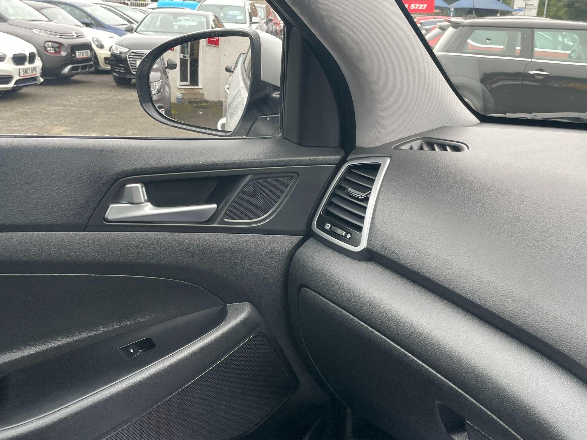Hyundai Tucson view 26