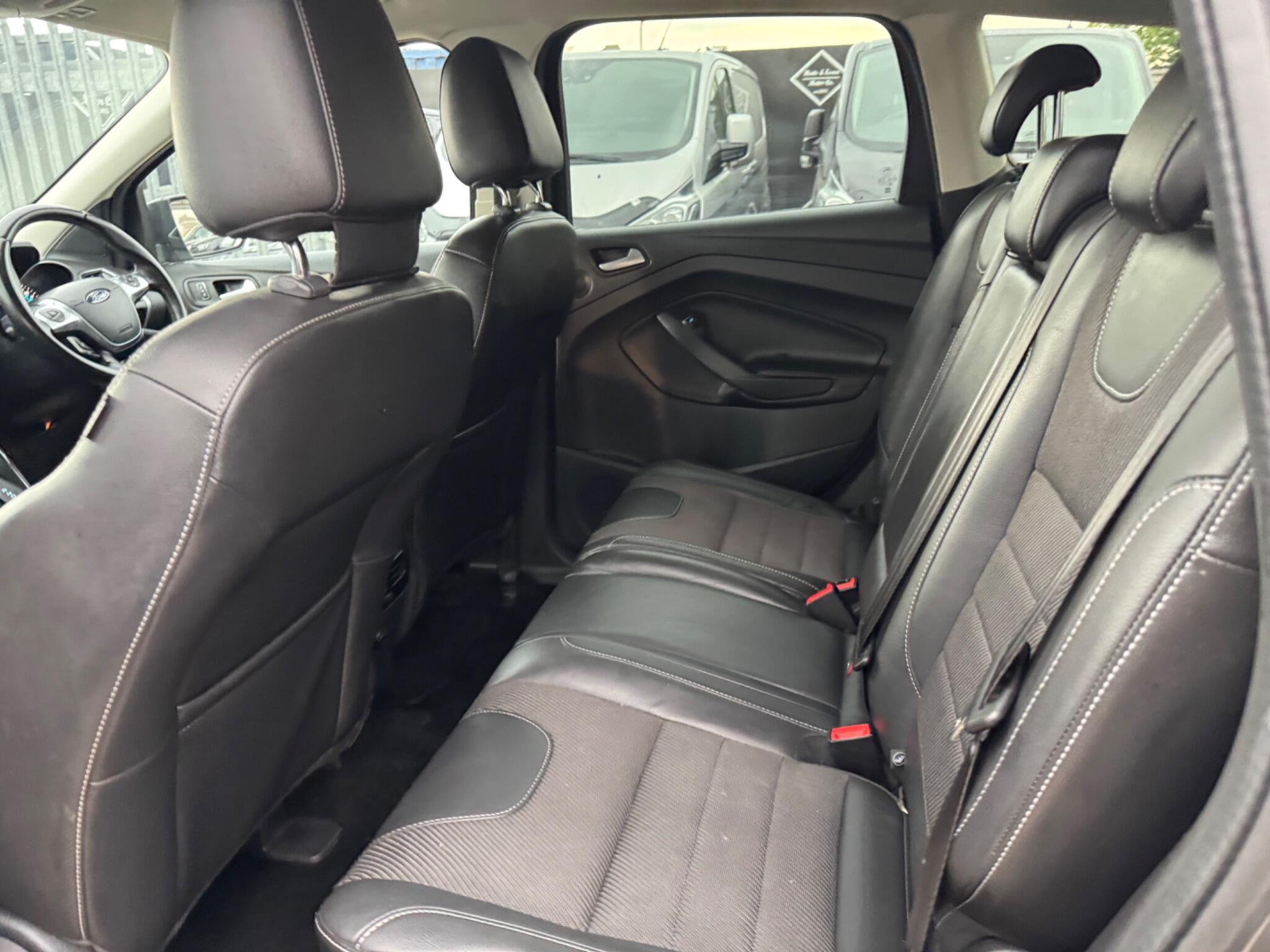 Ford Kuga view 30