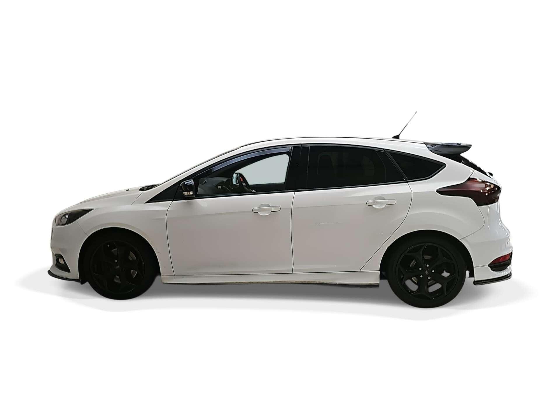 Ford Focus view 6