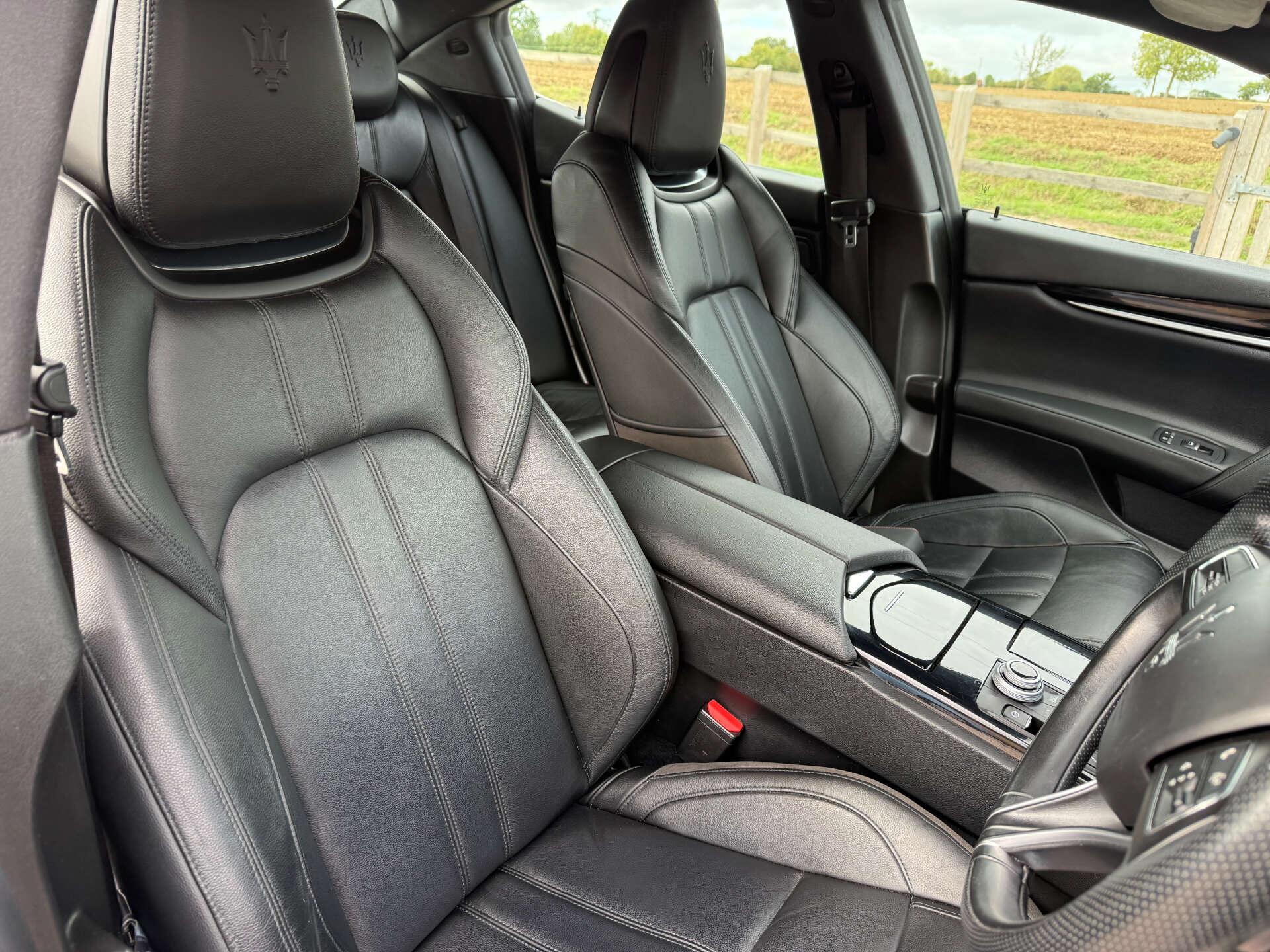 Maserati Ghibli view 16