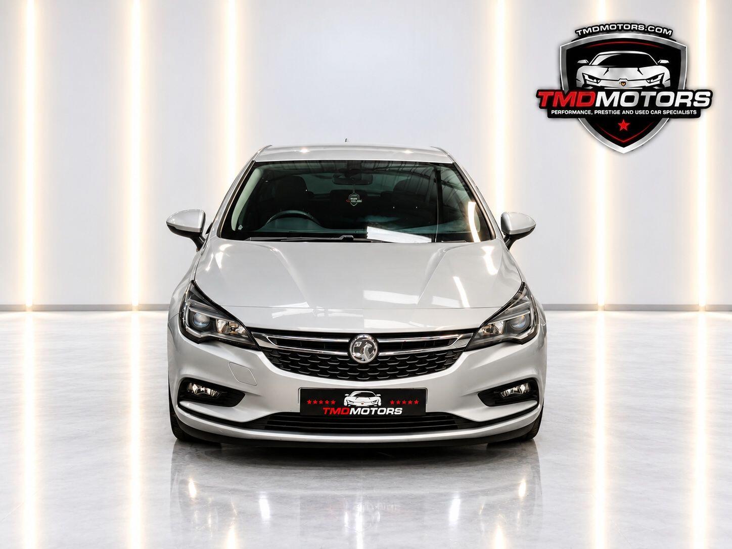 Vauxhall Astra view 3