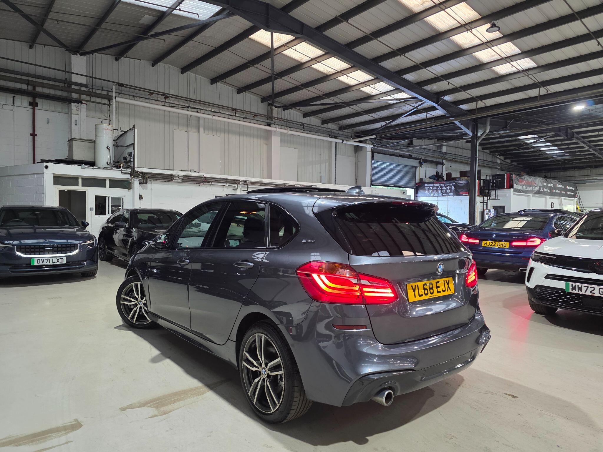 BMW 2 Series view 30