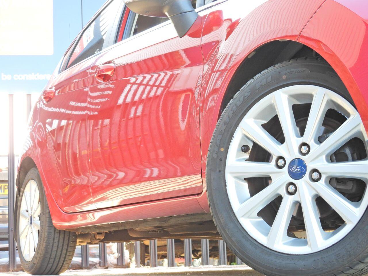 Ford Fiesta view 6