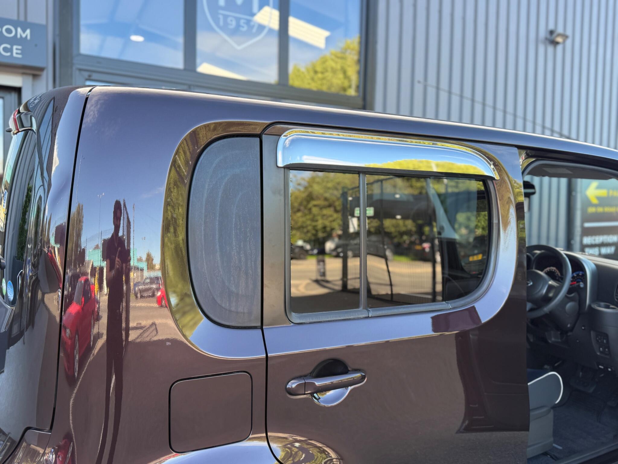 Nissan Cube view 23