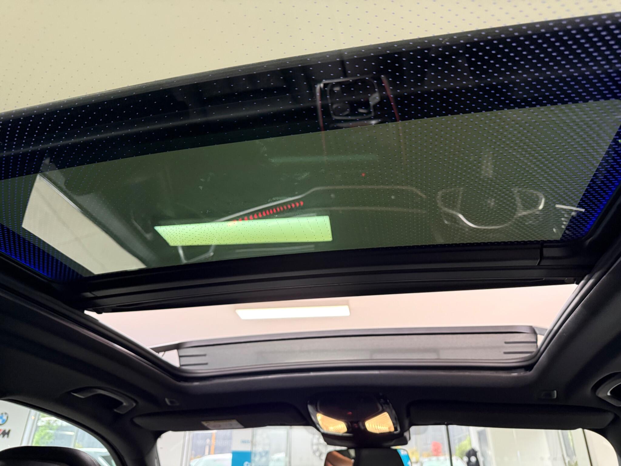 BMW X5 view 35