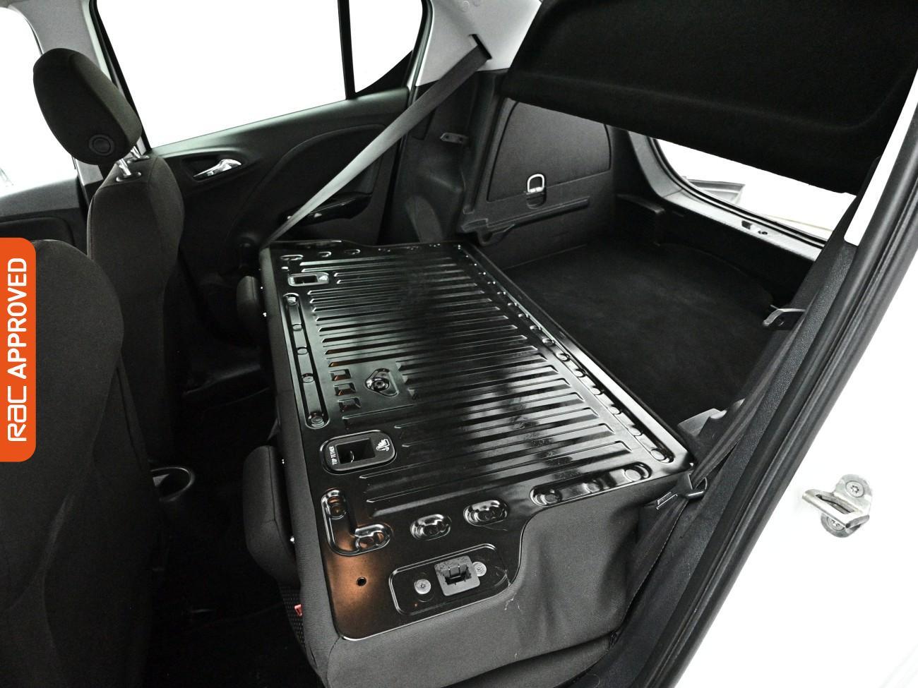 Vauxhall Corsa view 23