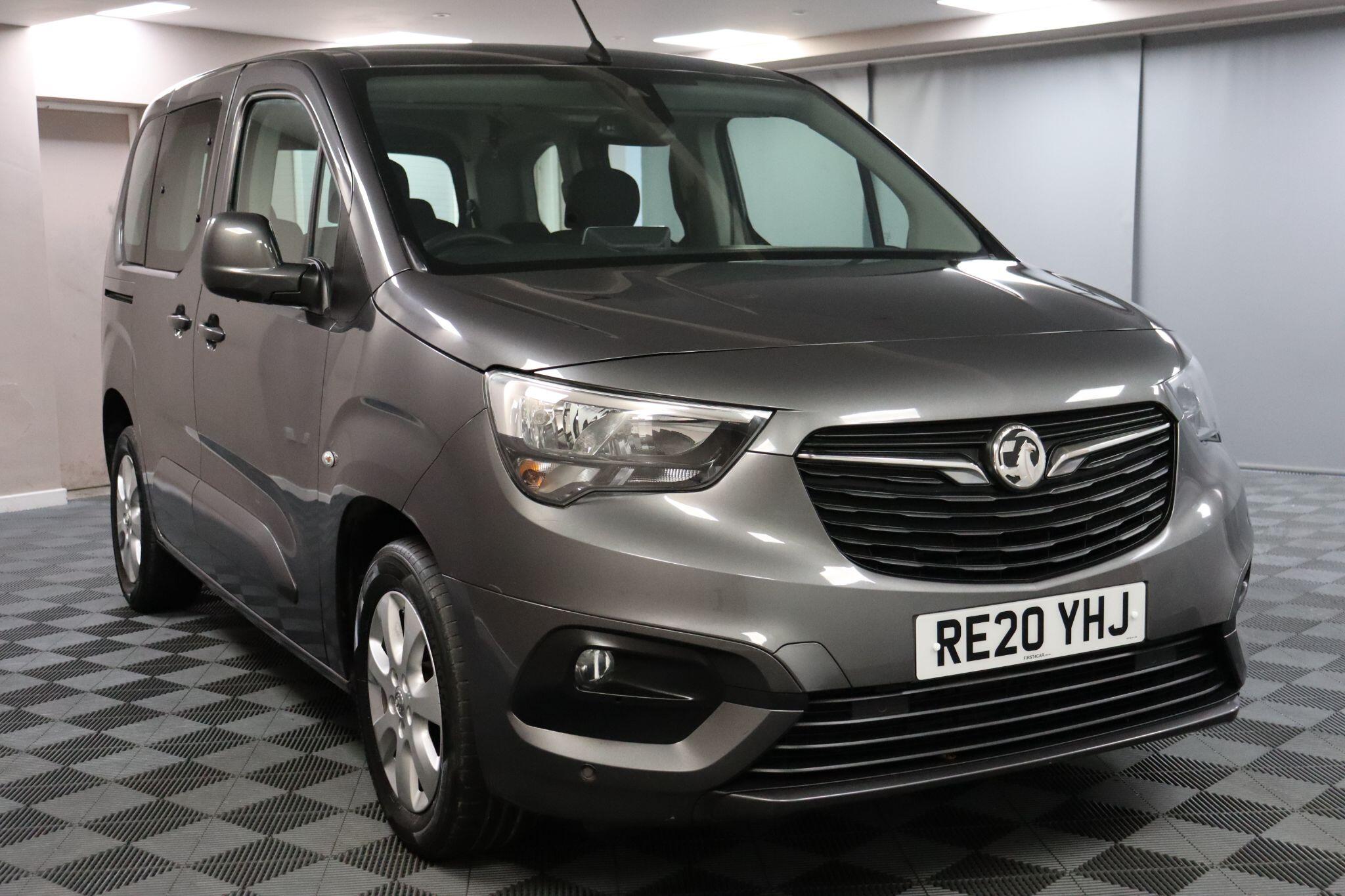 Vauxhall Combo Life view 30