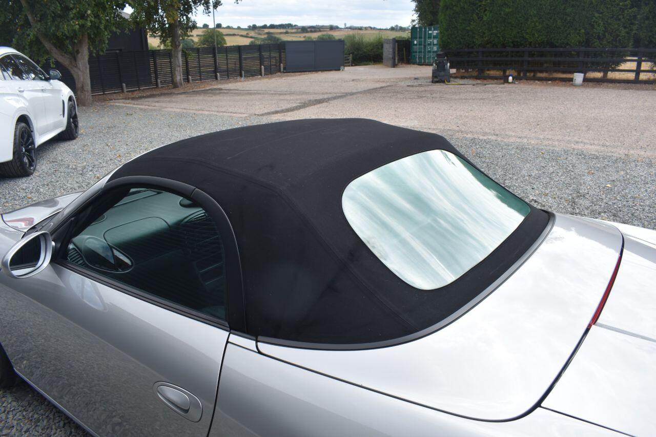 Porsche Boxster view 11