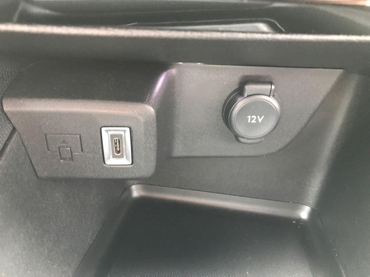 Vauxhall Mokka view 16