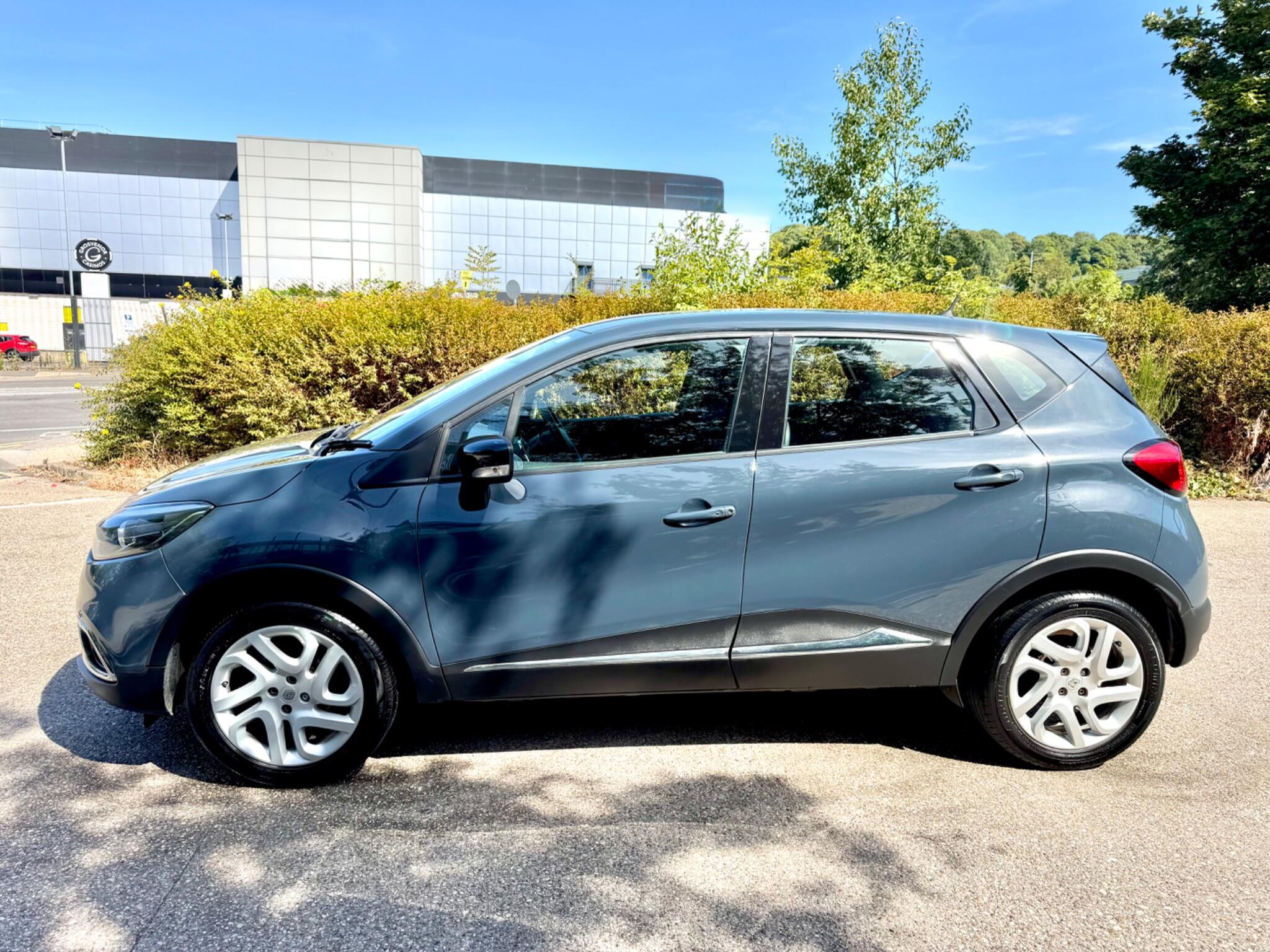 Renault Captur view 9