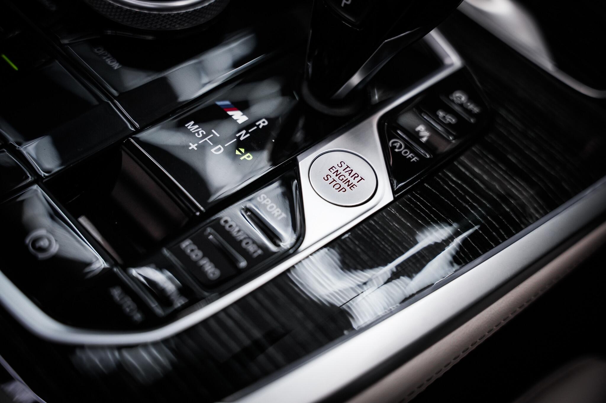 BMW X7 view 42