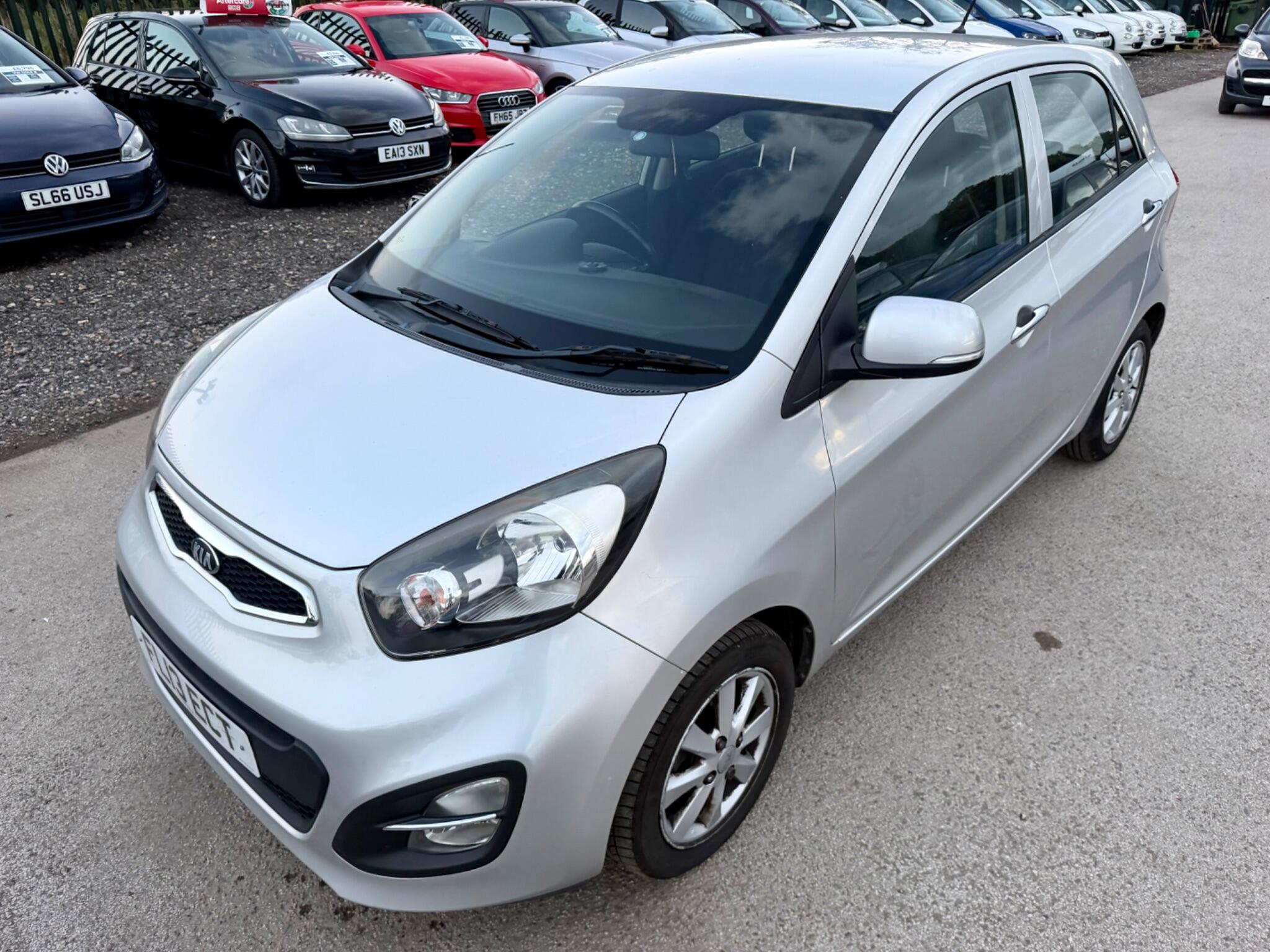 Kia Picanto view 3