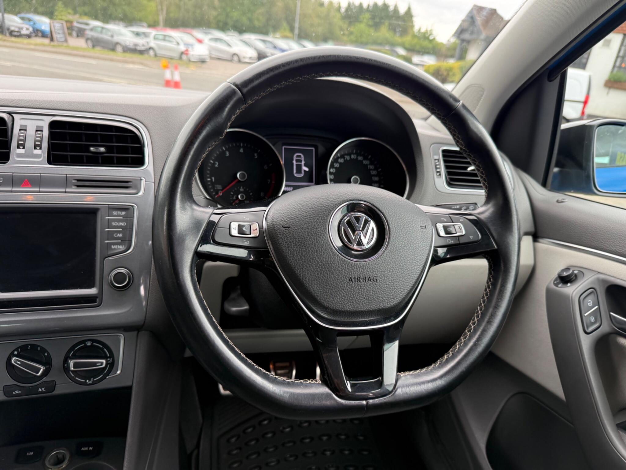 Volkswagen Polo view 35