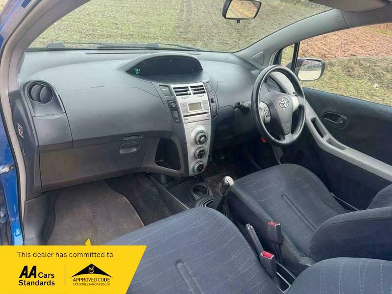 2006 Toyota Yaris image 23