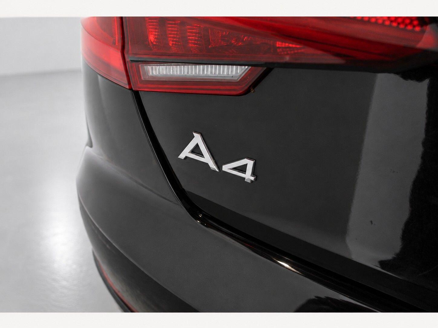 Audi A4 view 19