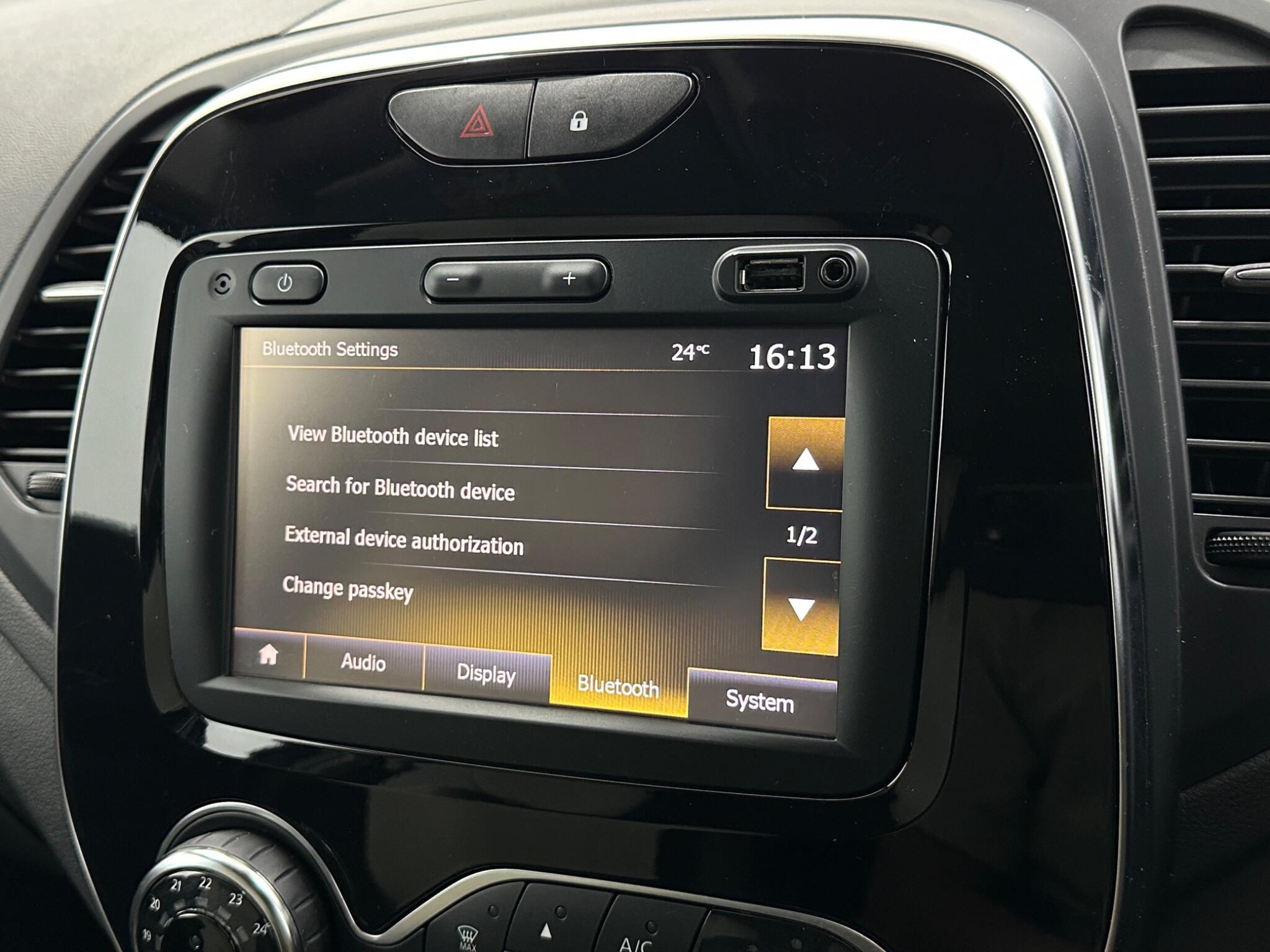 Renault Captur view 22
