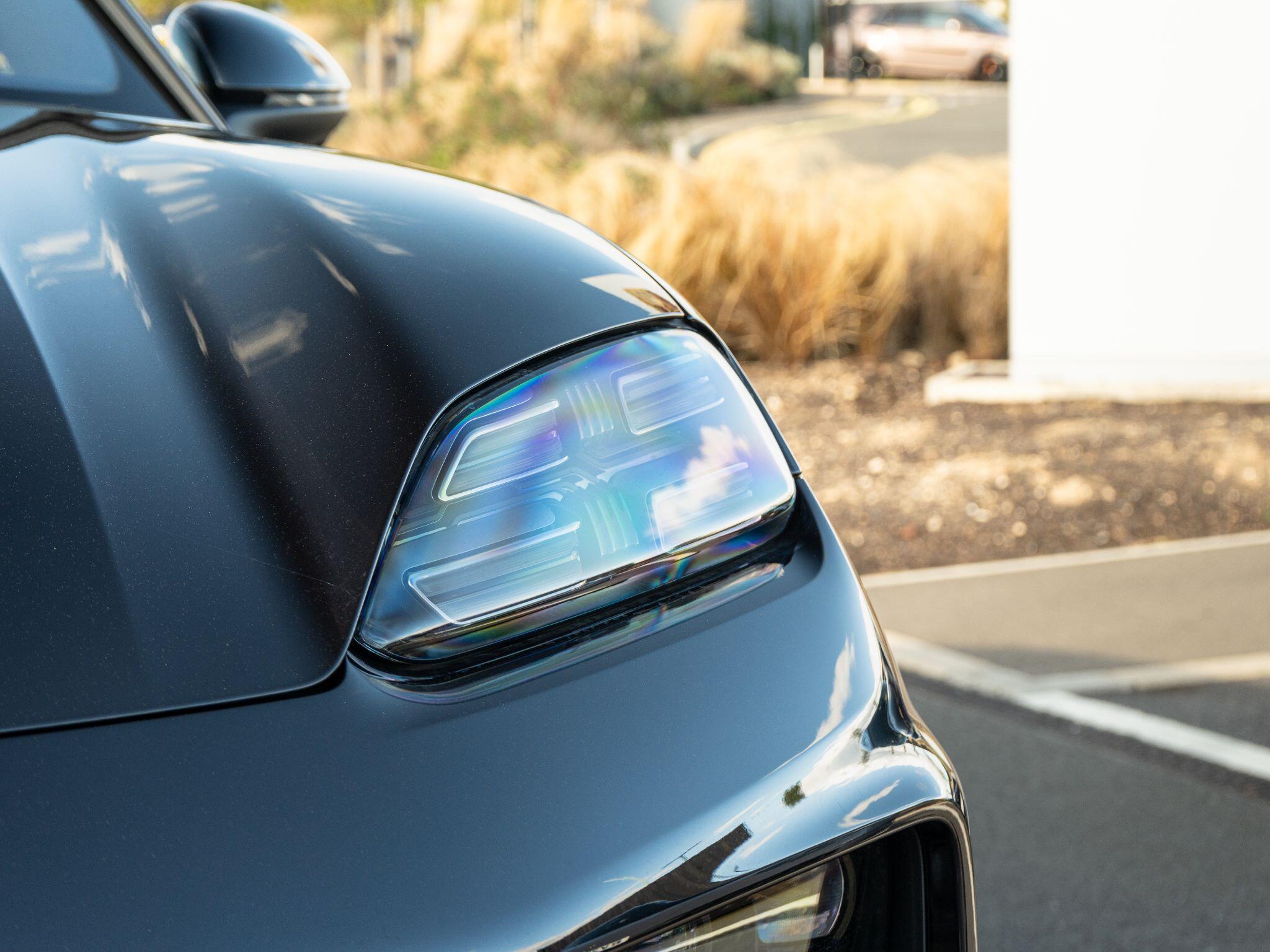 Porsche Macan view 9