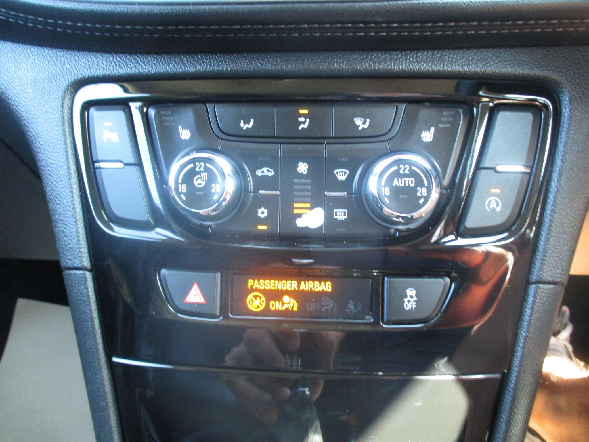 Vauxhall Mokka X view 43