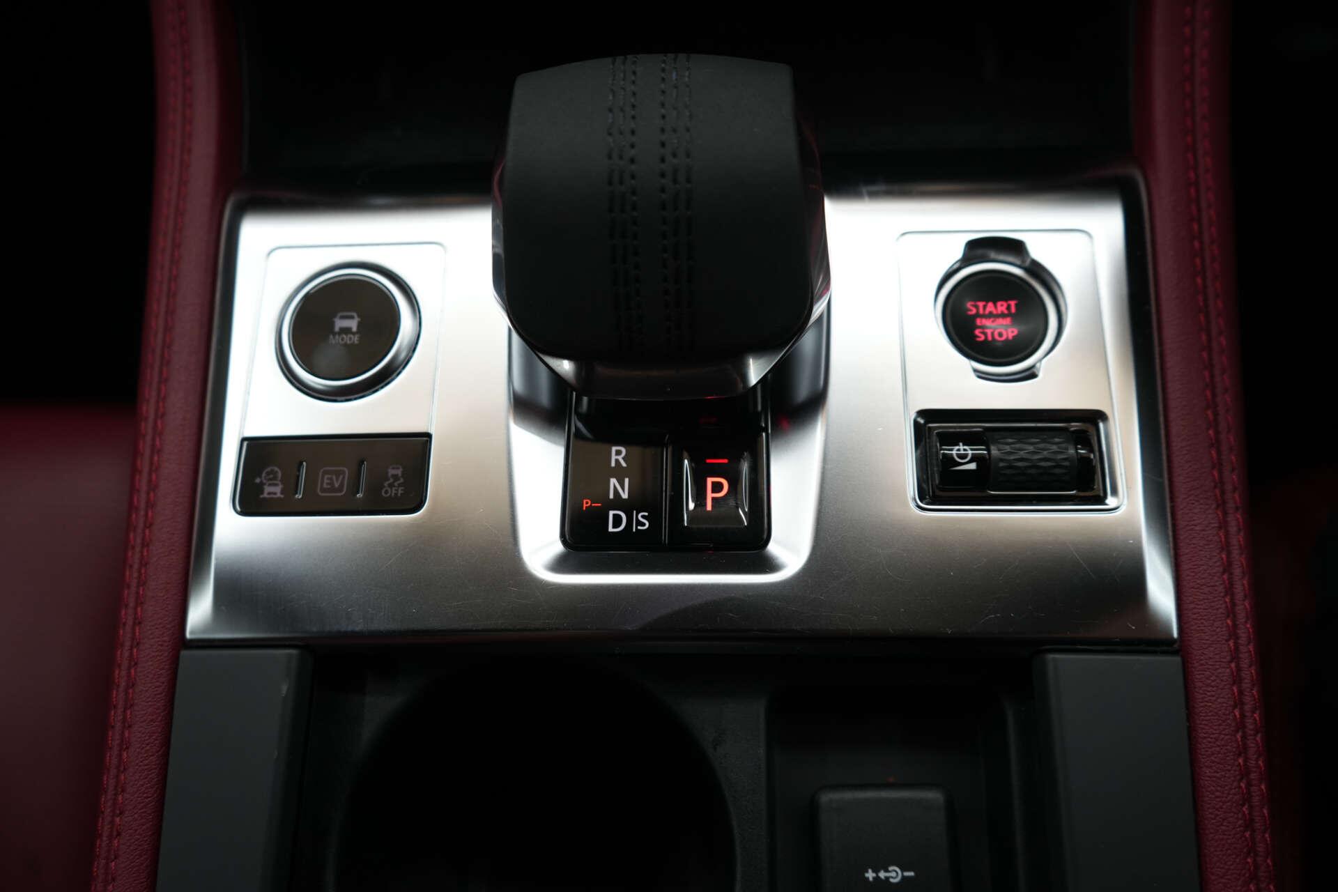 Jaguar F-Pace view 27
