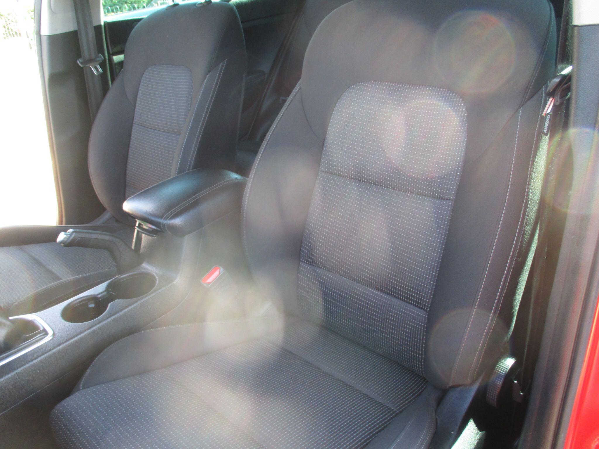 Kia Sportage view 34