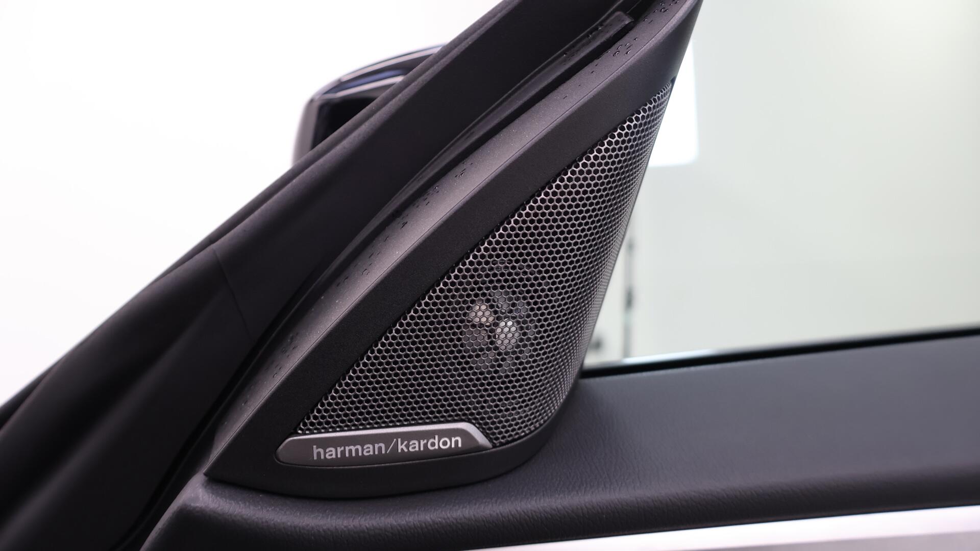 BMW i4 view 20