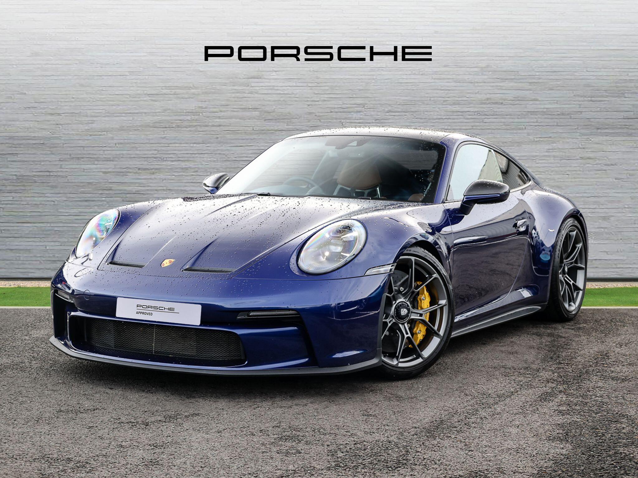 Porsche 911 view 32
