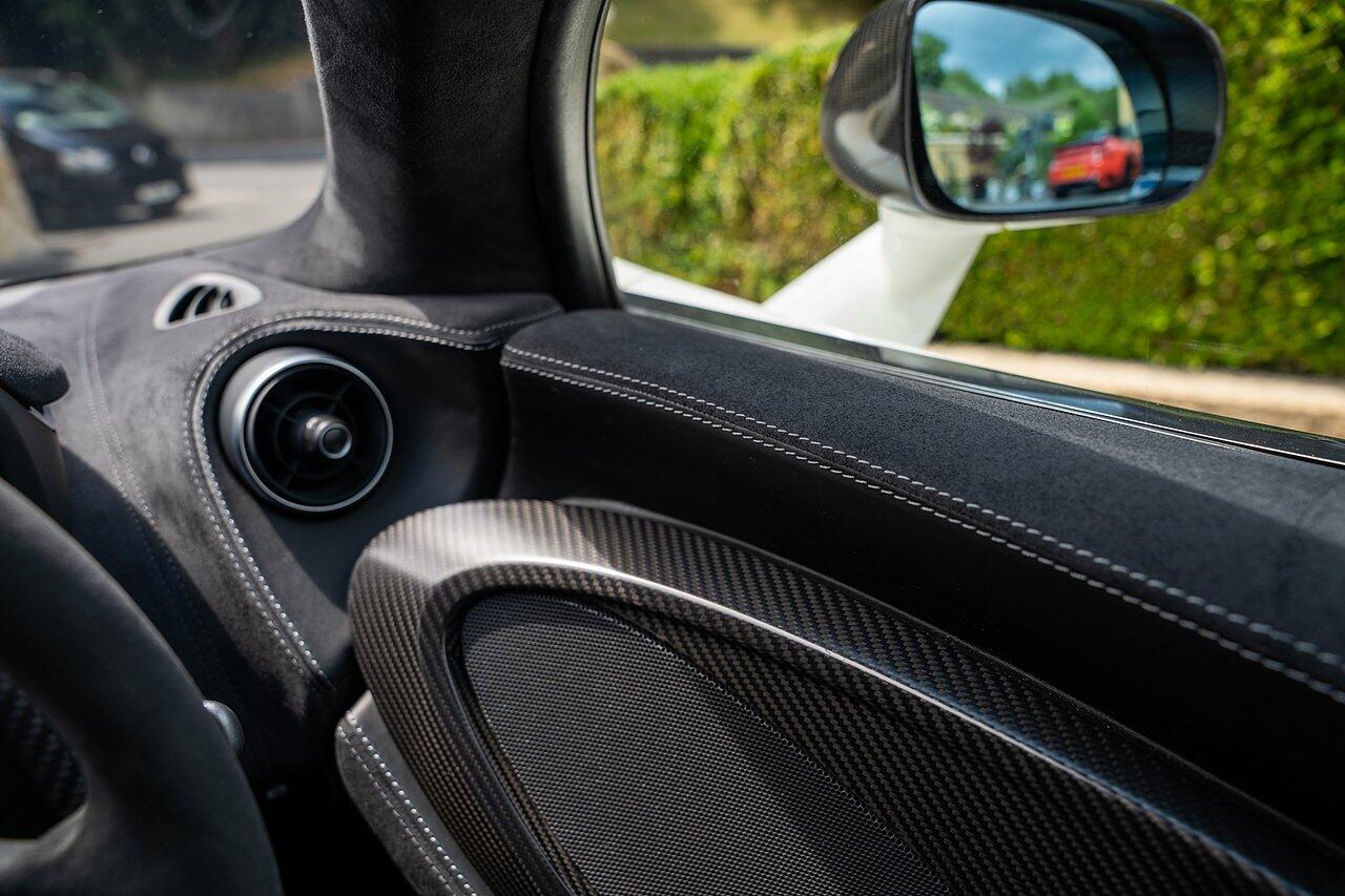 McLaren 570S view 91