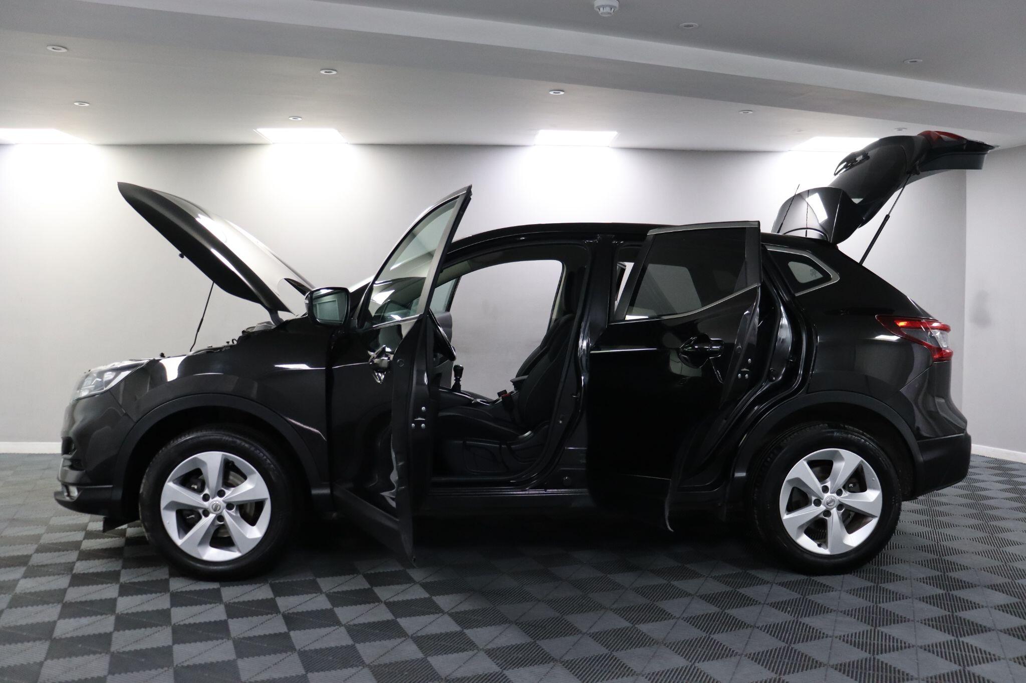 Nissan Qashqai view 18