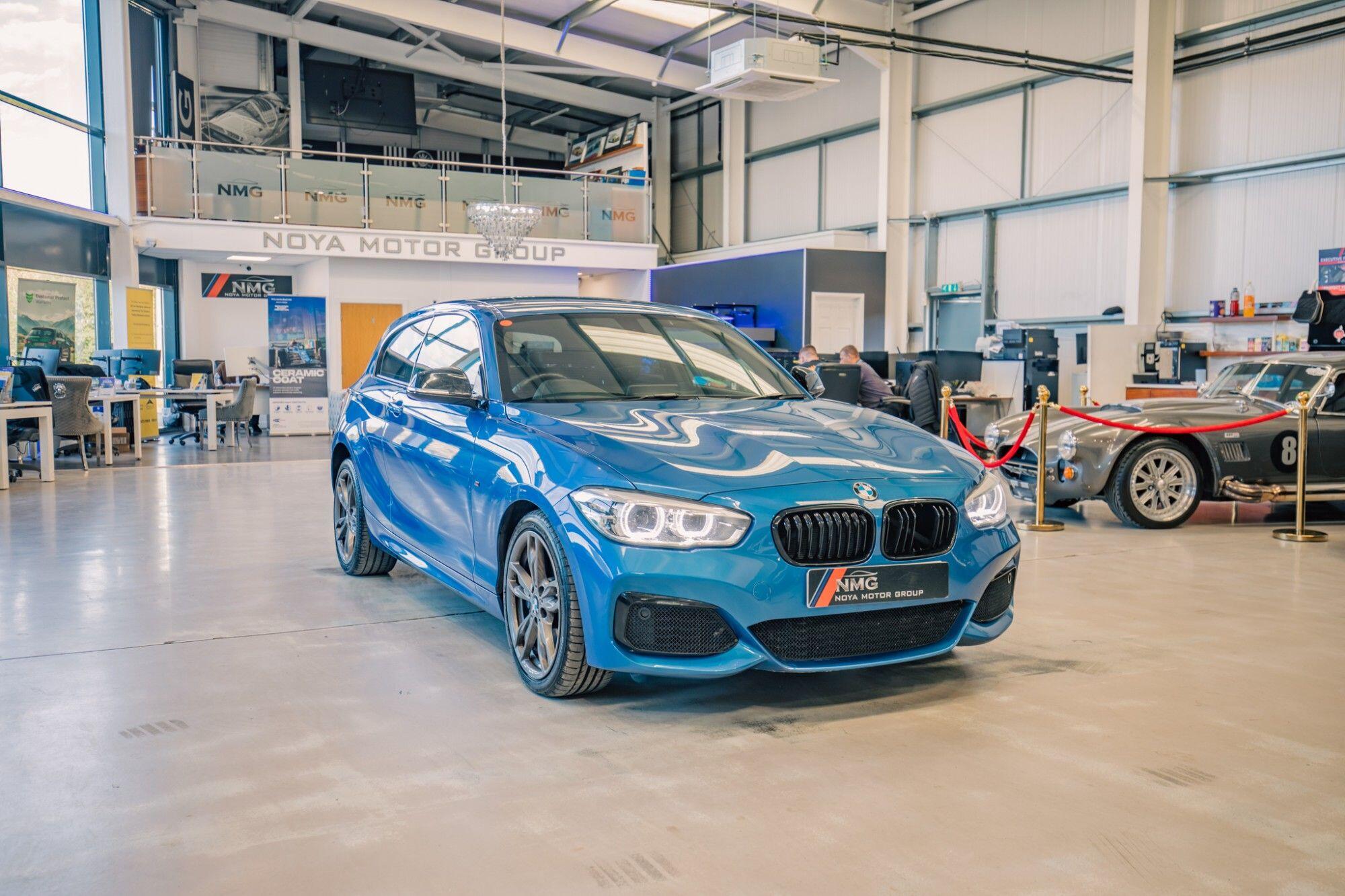 BMW 1 Series view 18