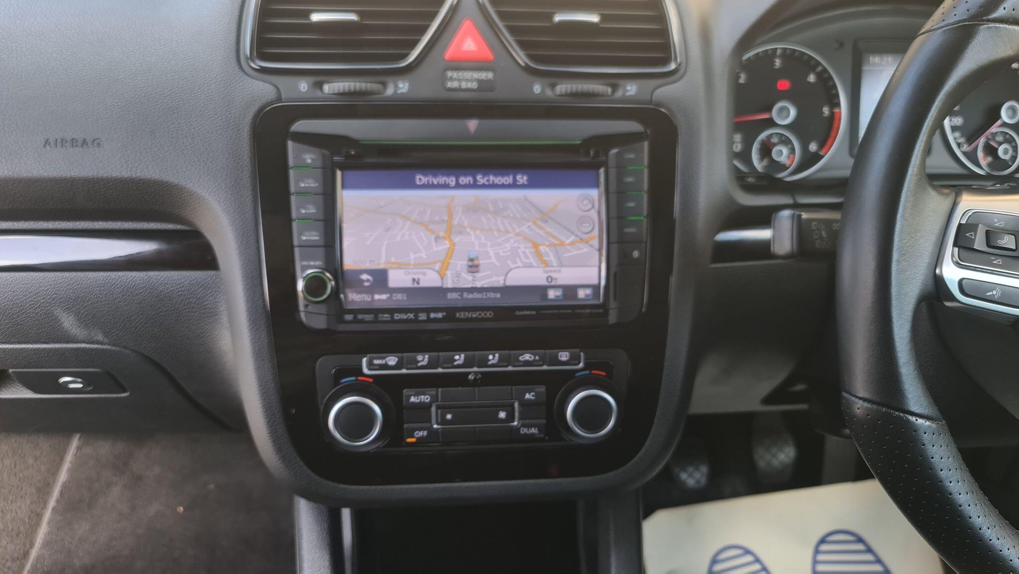 Volkswagen Scirocco view 37