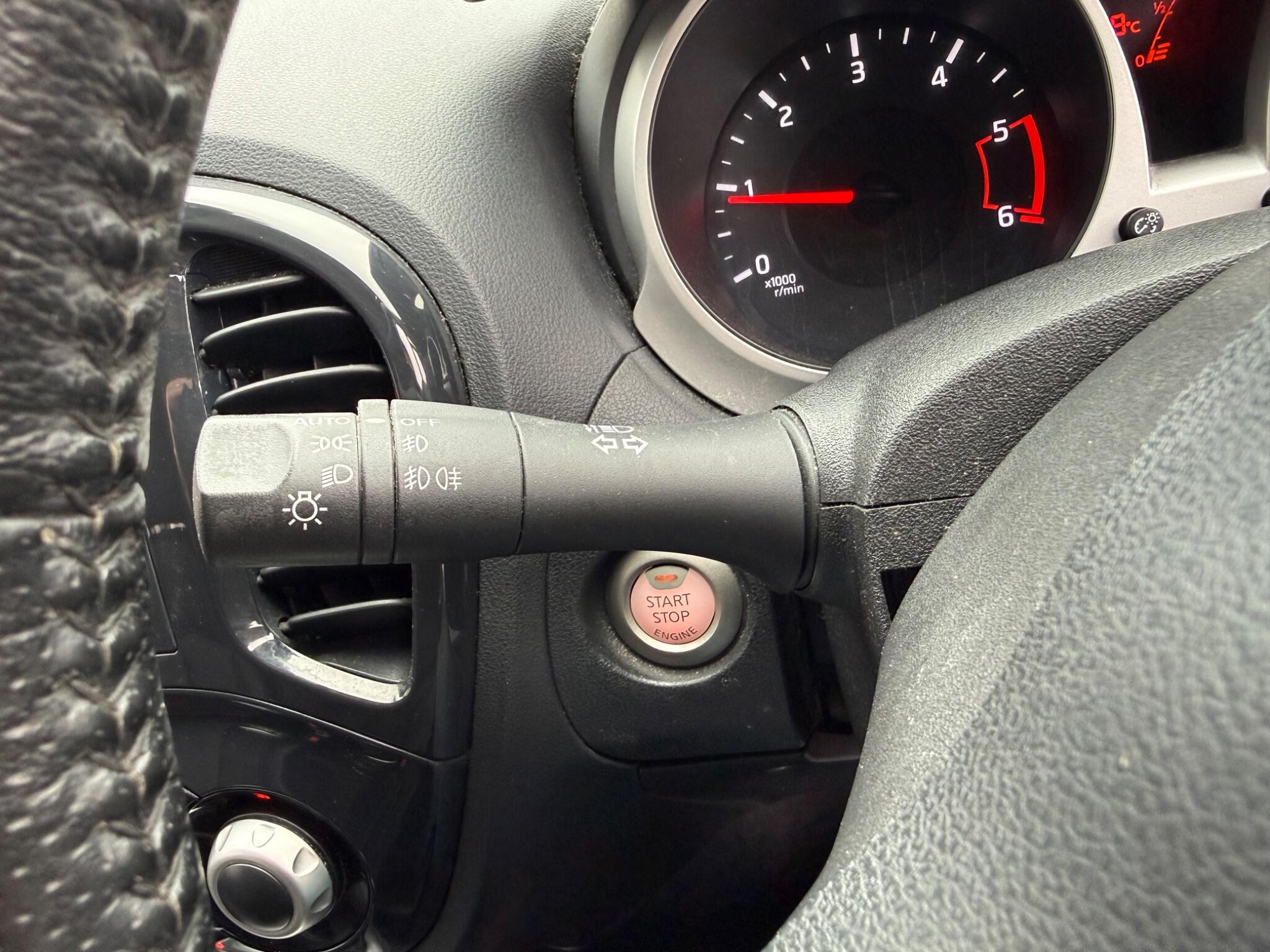 Nissan Juke view 25