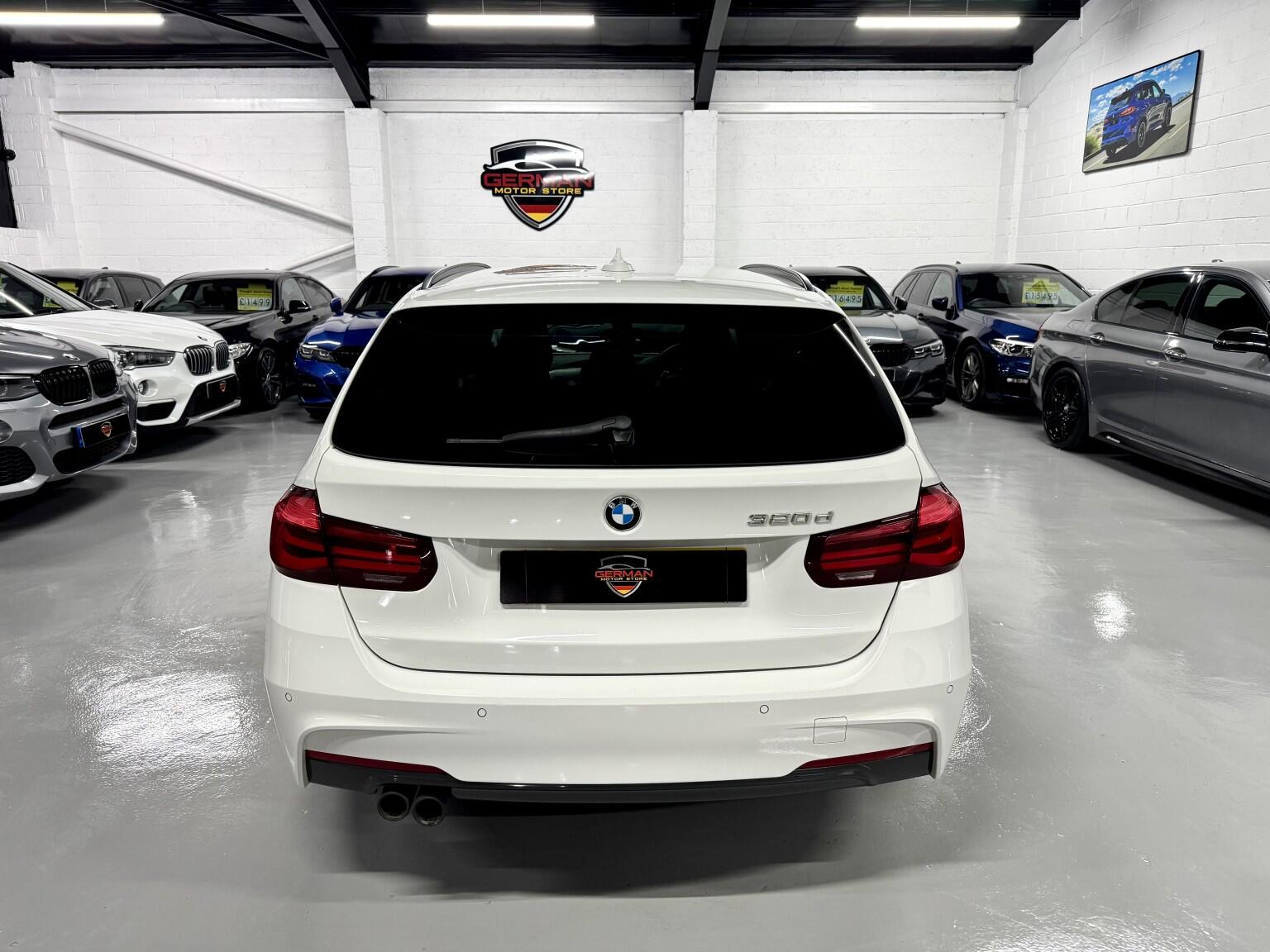 BMW 3 Series view 28
